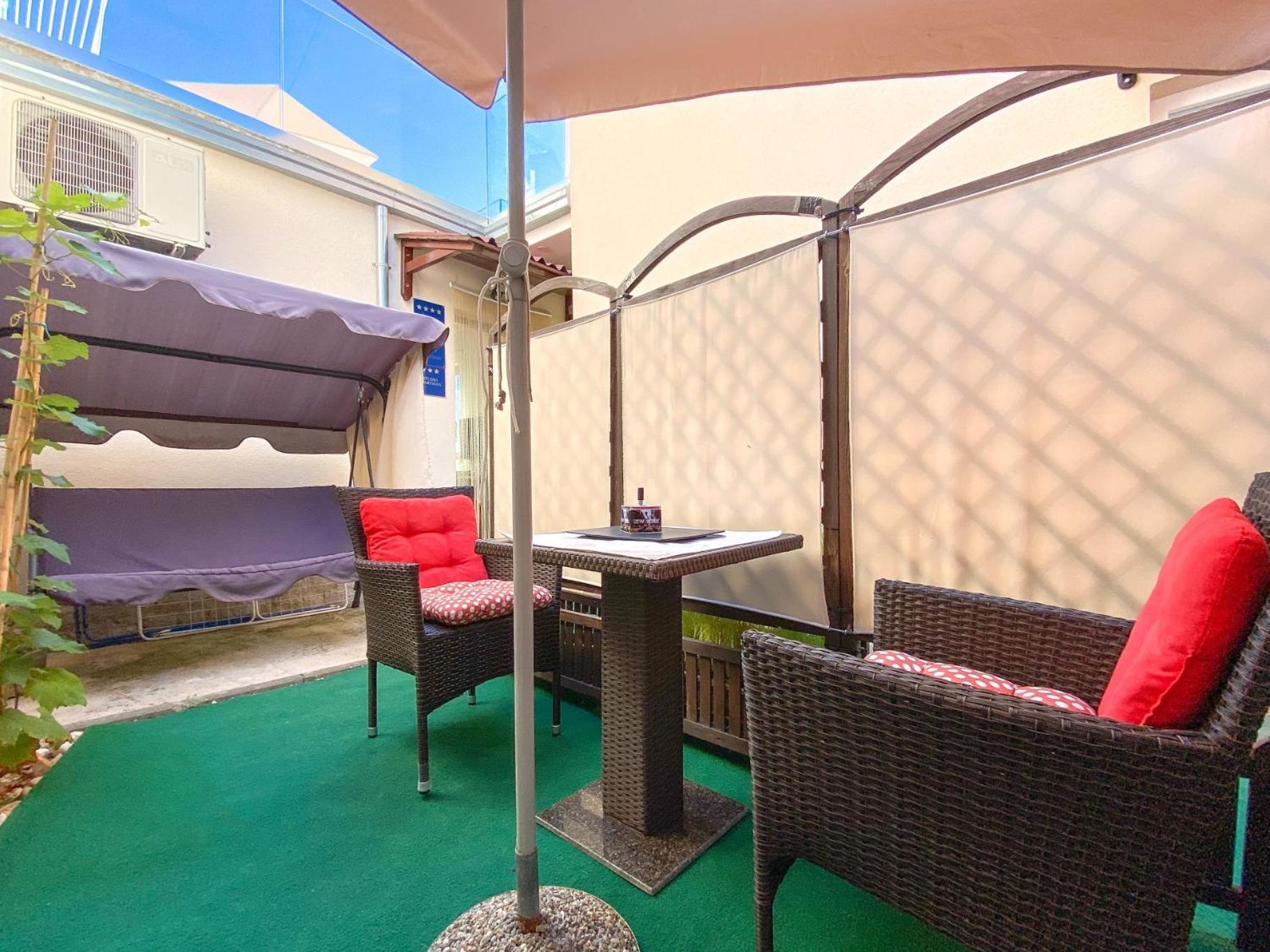 דירות Novigrad Istria Gardenia One מראה חיצוני תמונה